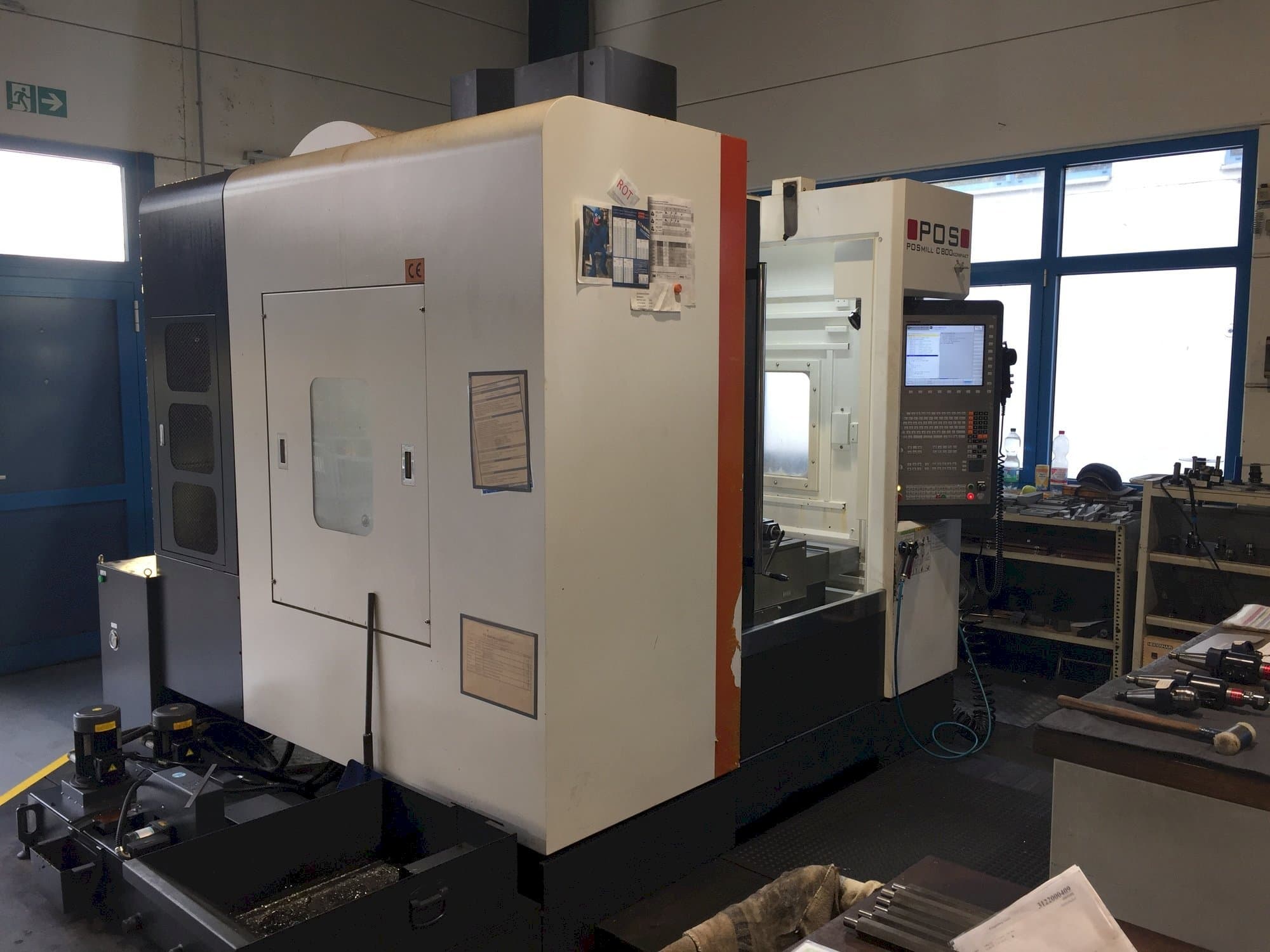 Widok z przodu maszyny POSmill C 800 Kompakt