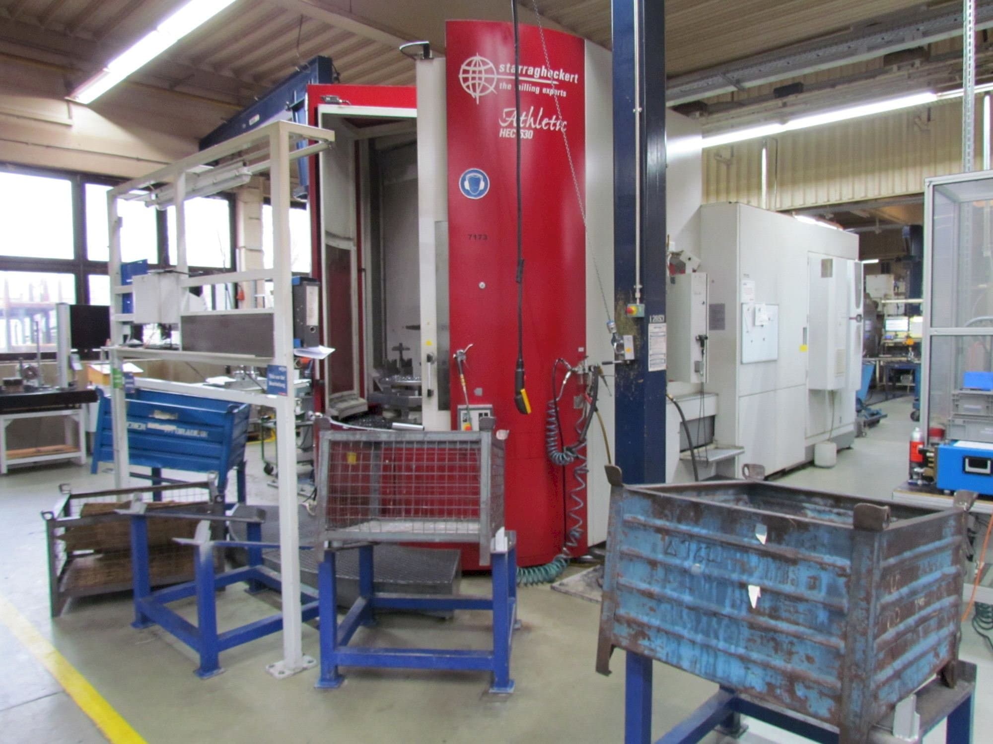 Widok z przodu maszyny Heckert HEC 630