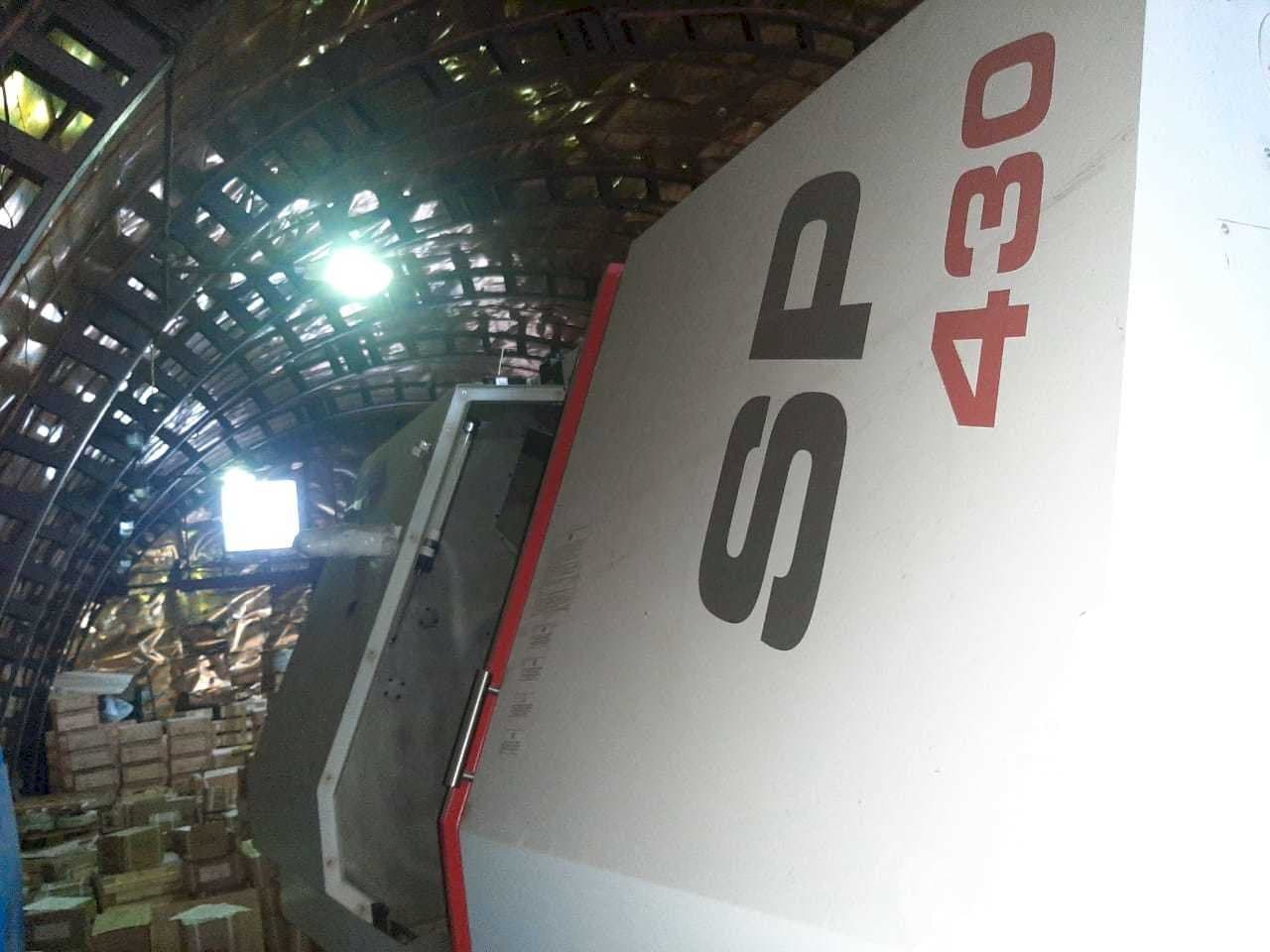 Widok z przodu maszyny KOVOSVIT MAS SP 430 Y/L2