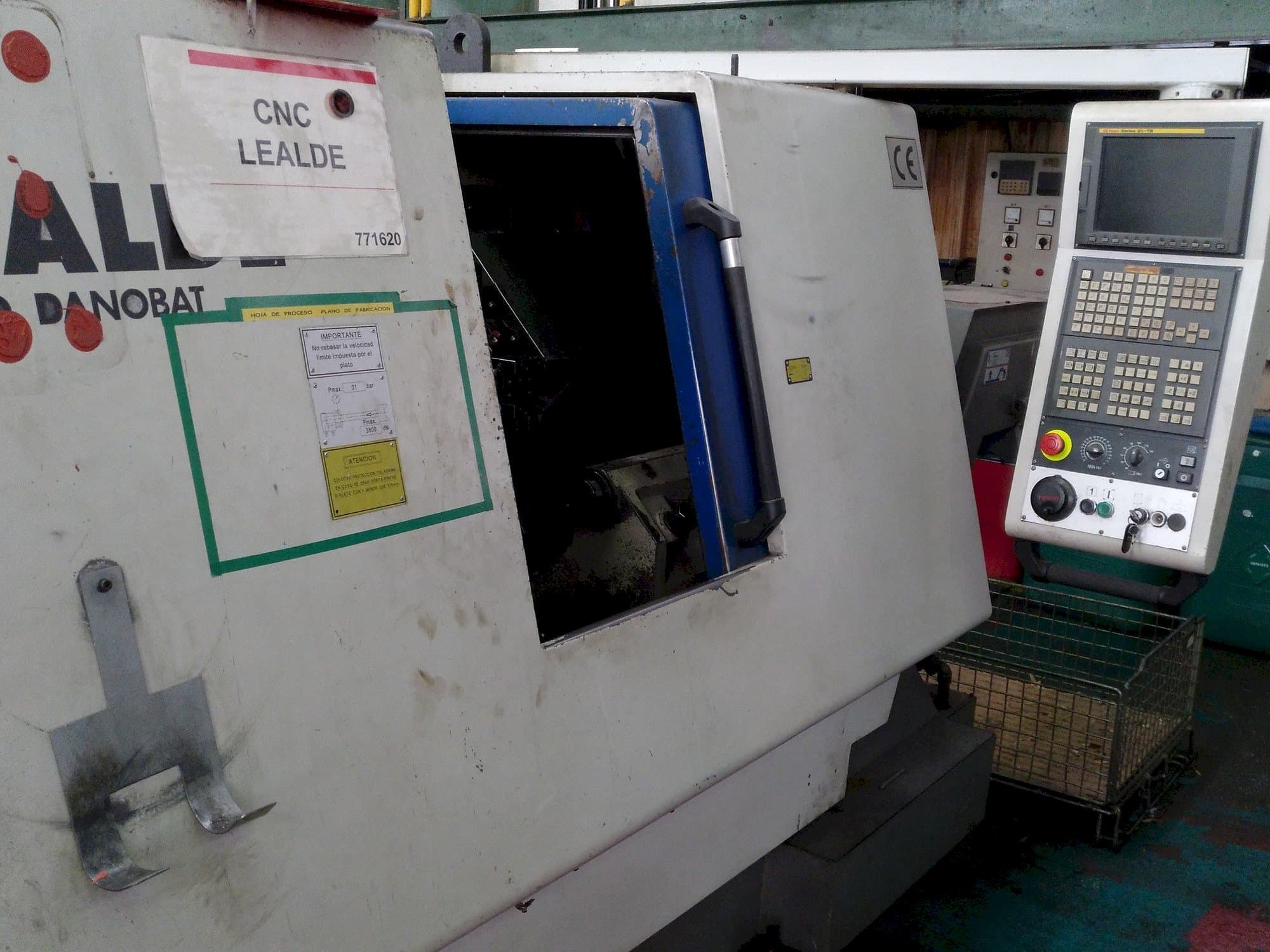 Widok z przodu maszyny Lealde TNC 10