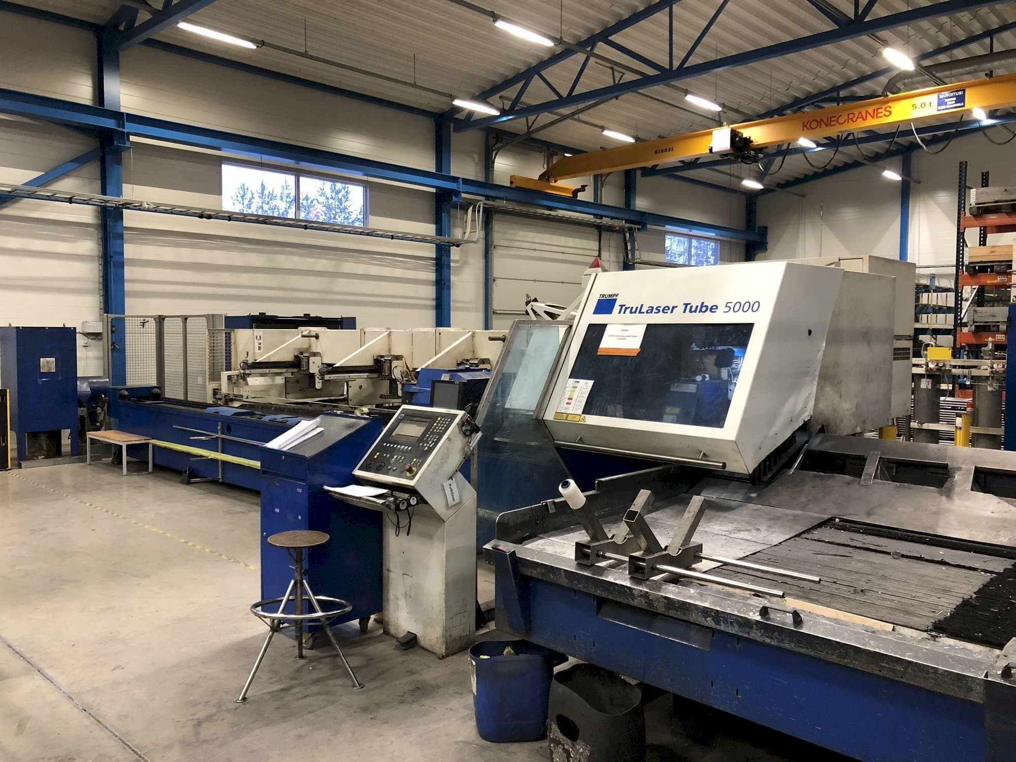 Widok z przodu maszyny Trumpf TruLaser Tube 5000