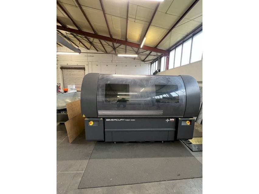 Widok z przodu maszyny SEI Laser Mercury 1560