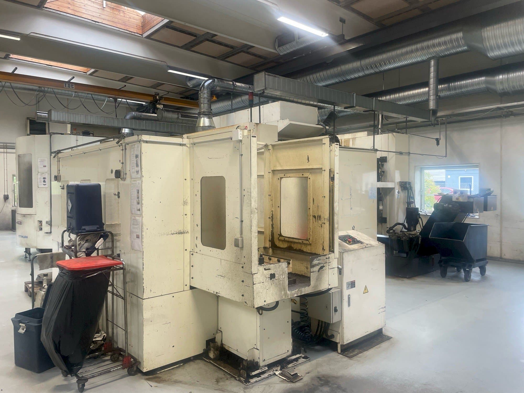 Widok z przodu maszyny Niigata SPN 50