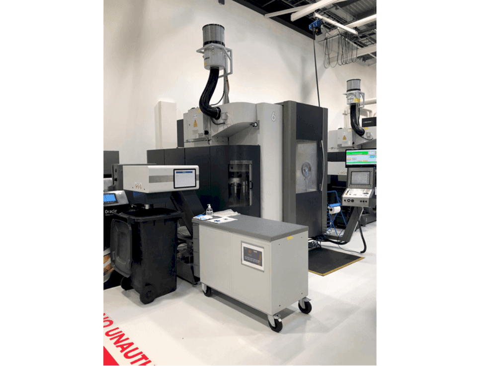 Widok z przodu maszyny DECKEL MAHO DMU 50 linear