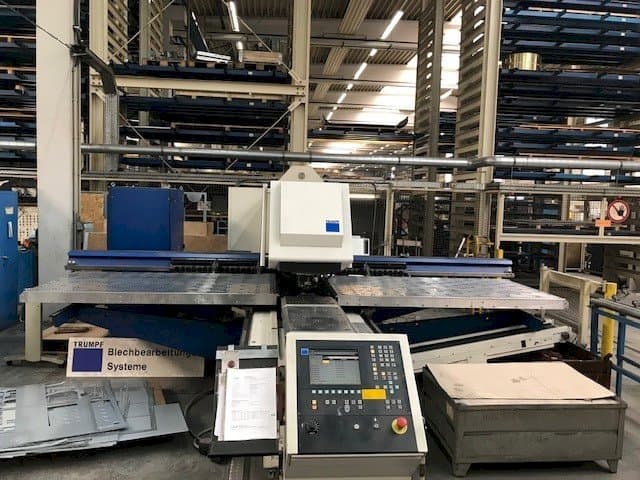 Widok z przodu maszyny Trumpf Trumatic TC 5000 R