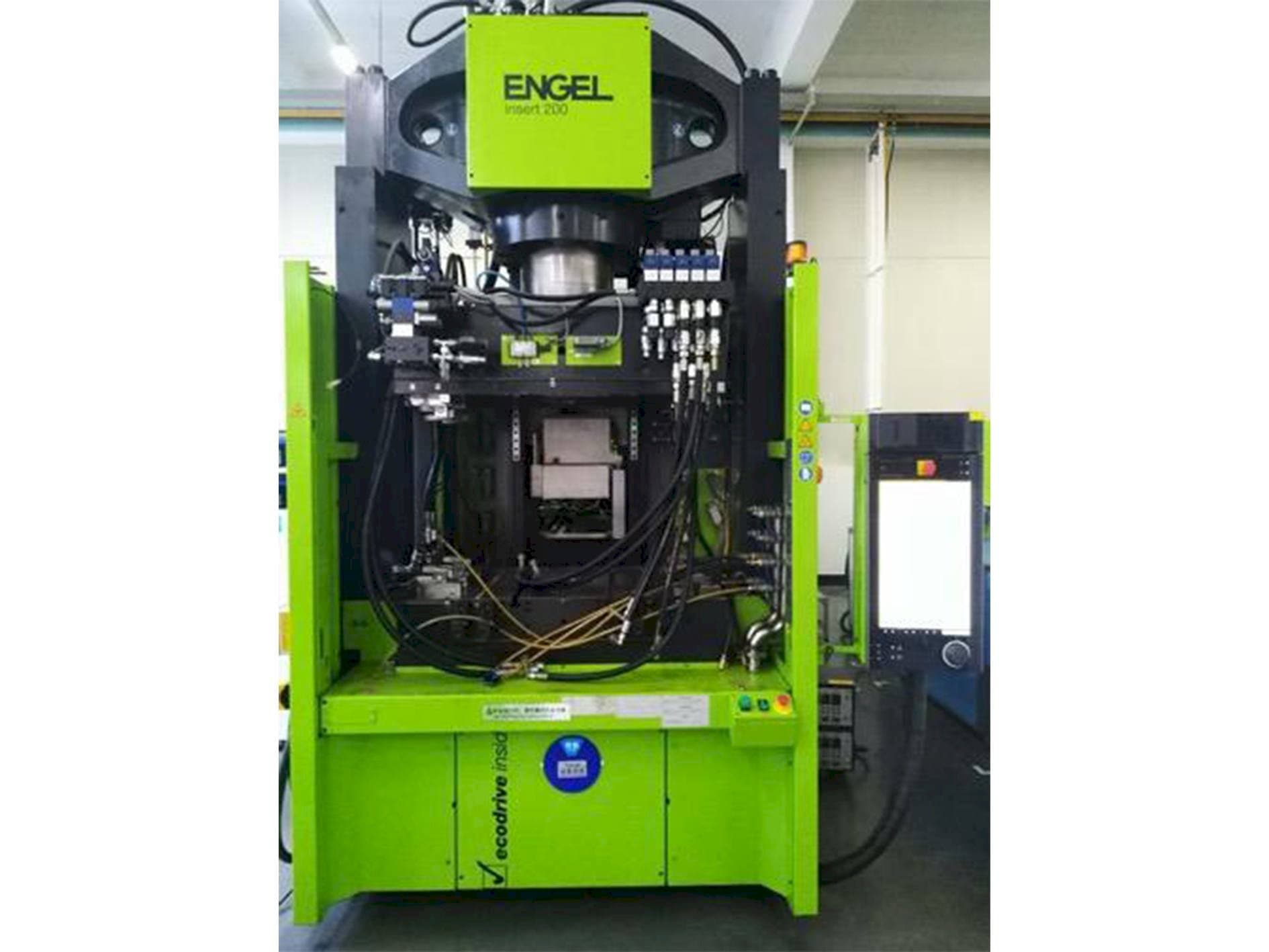 Widok z przodu maszyny ENGEL insert 1350H / 200 with MuCell