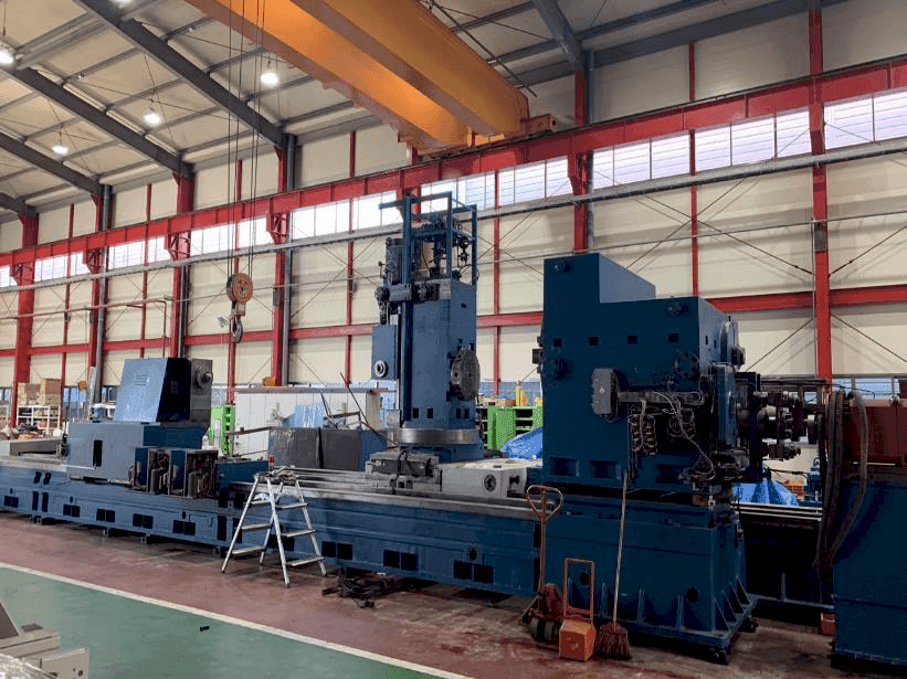 Widok z przodu maszyny SKODA SR2-200NC