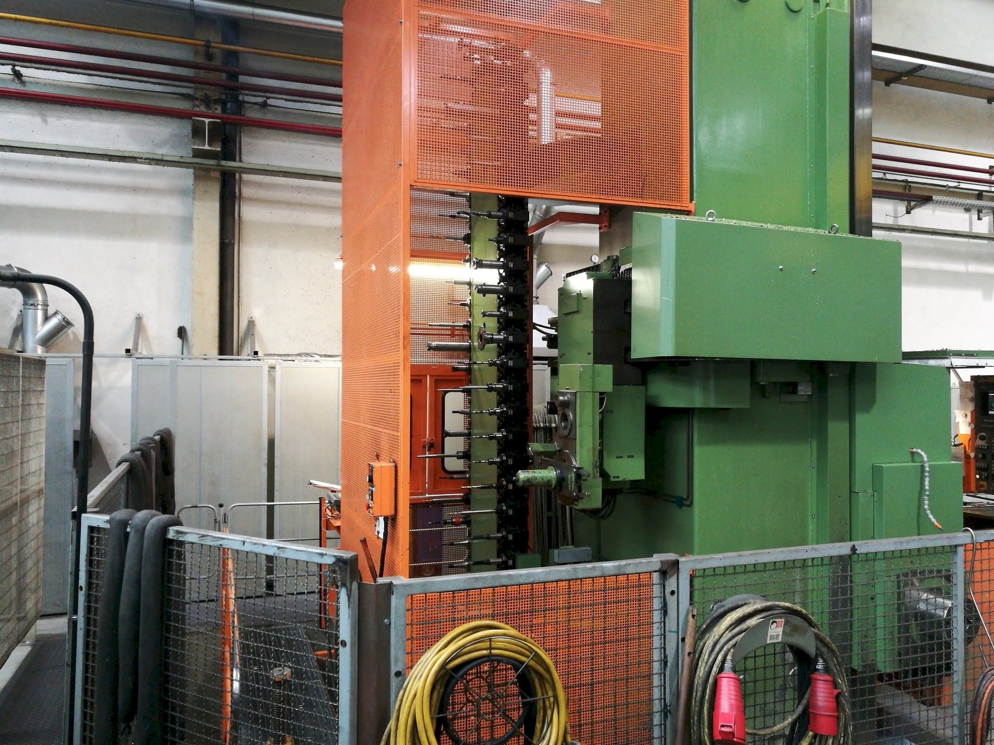 Widok z przodu maszyny WOTAN Rapid 3K