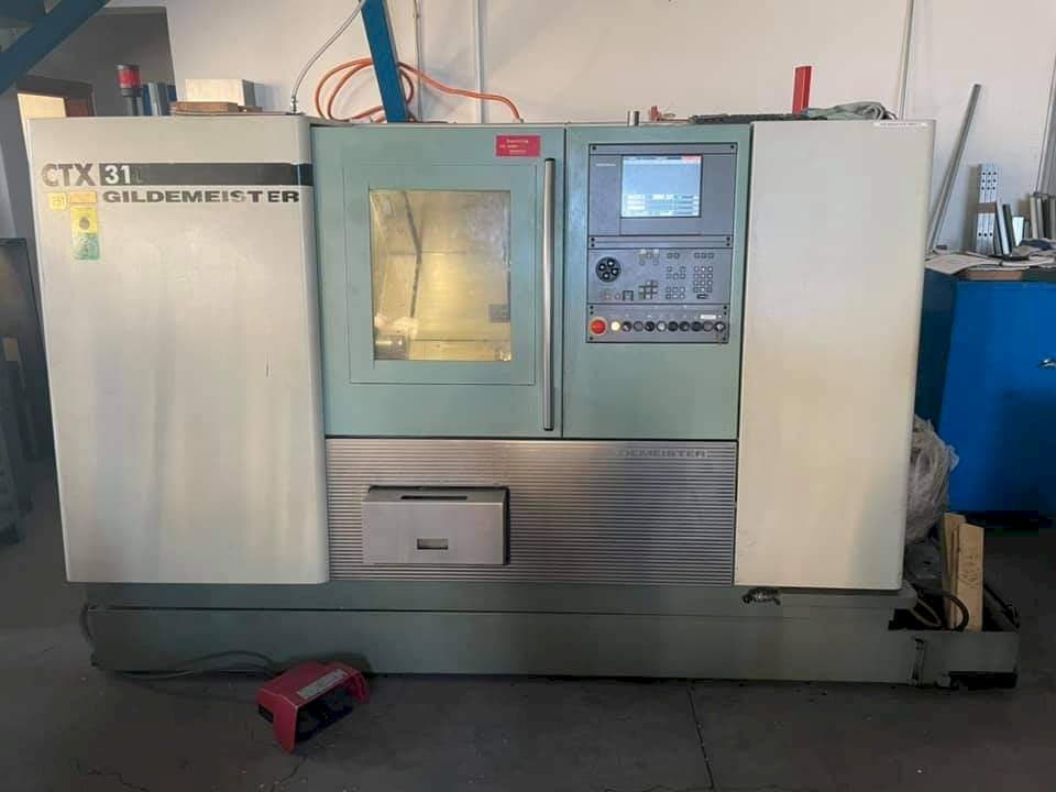 Widok z przodu maszyny Gildemeister CTX 310