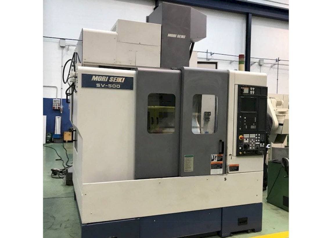 Widok z przodu maszyny MORI SEIKI SV-500