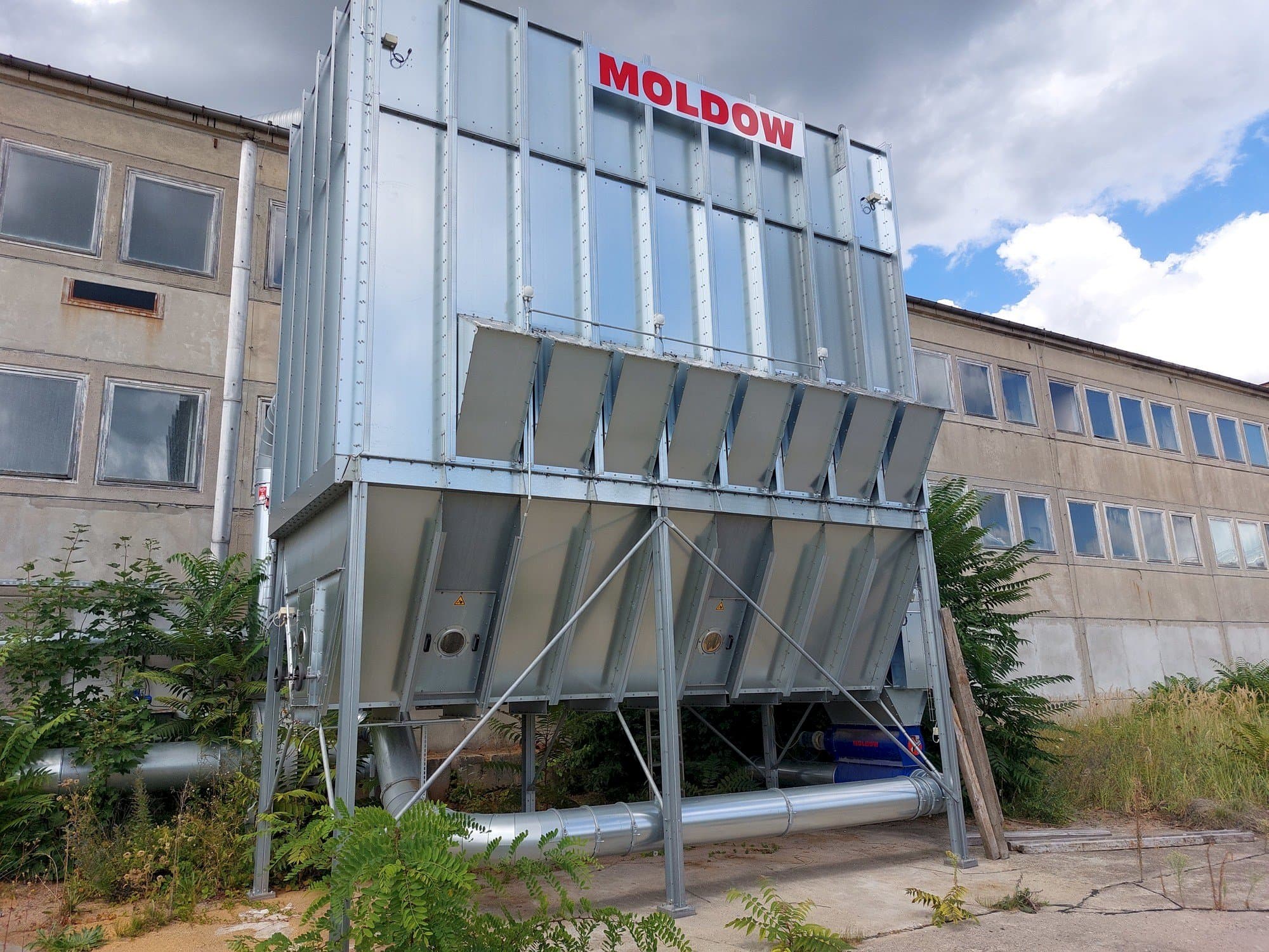 Widok z przodu maszyny MOLDOW MHL Casing EXP