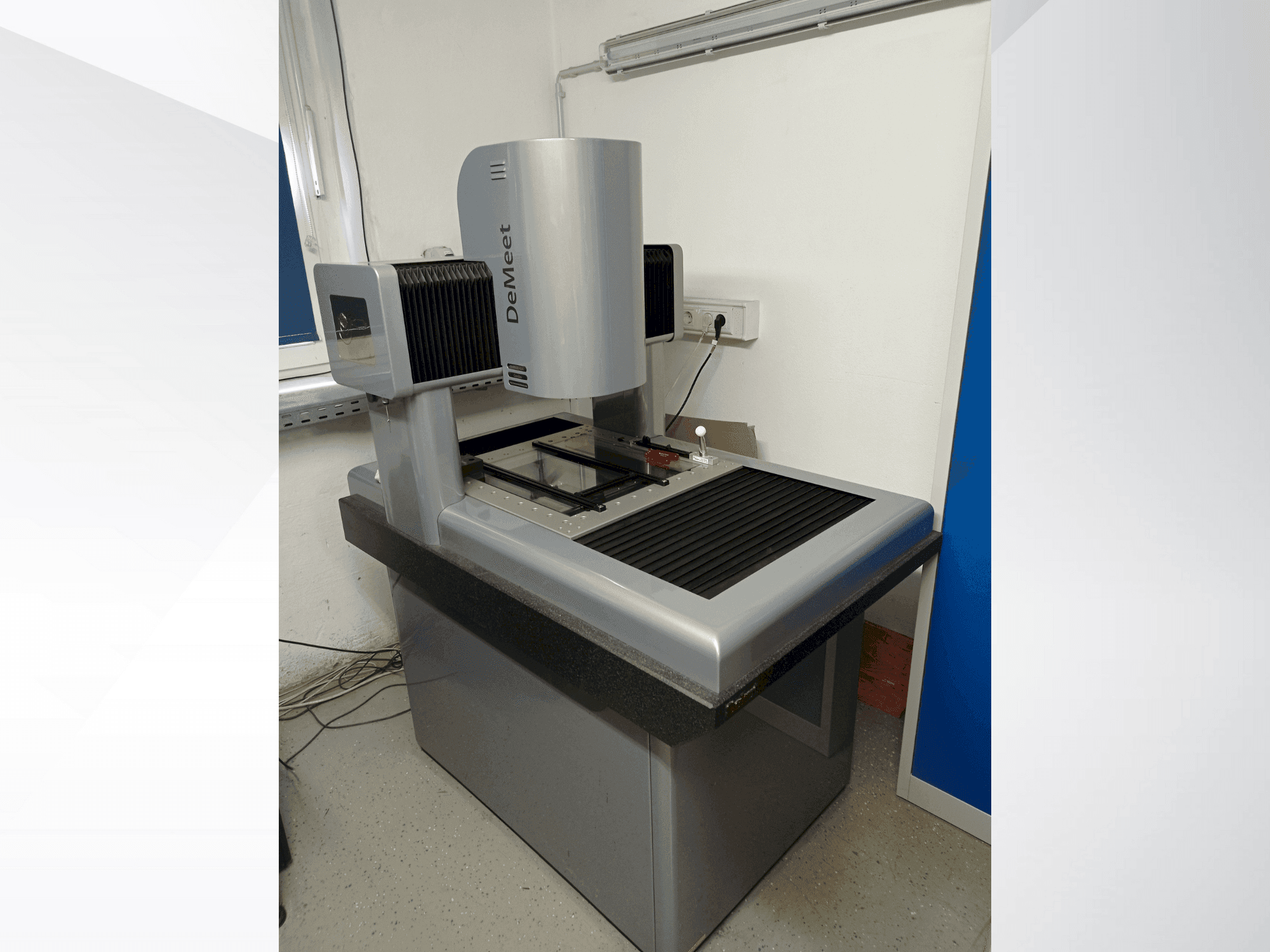 Widok z przodu maszyny SCHUT DeMeet 404