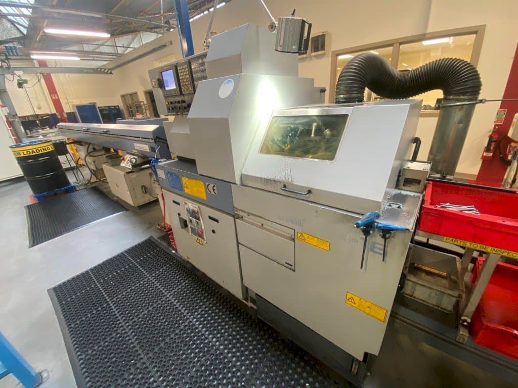 Widok z przodu maszyny Star SB-16