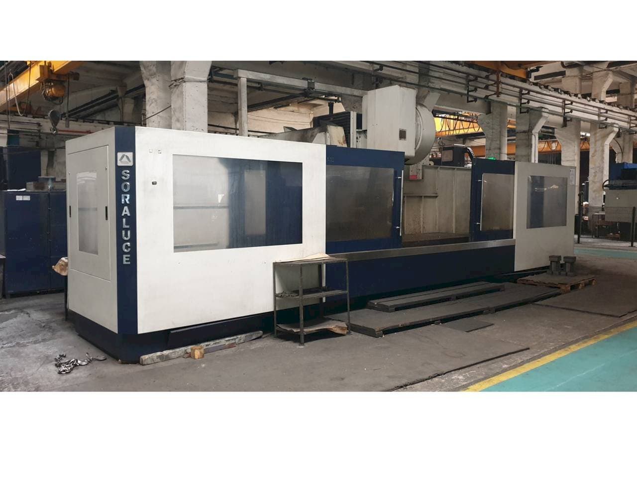 Widok z przodu maszyny Soraluce TA 35