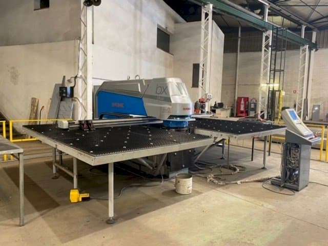 Widok z przodu maszyny Euromac Mbx6 Plus