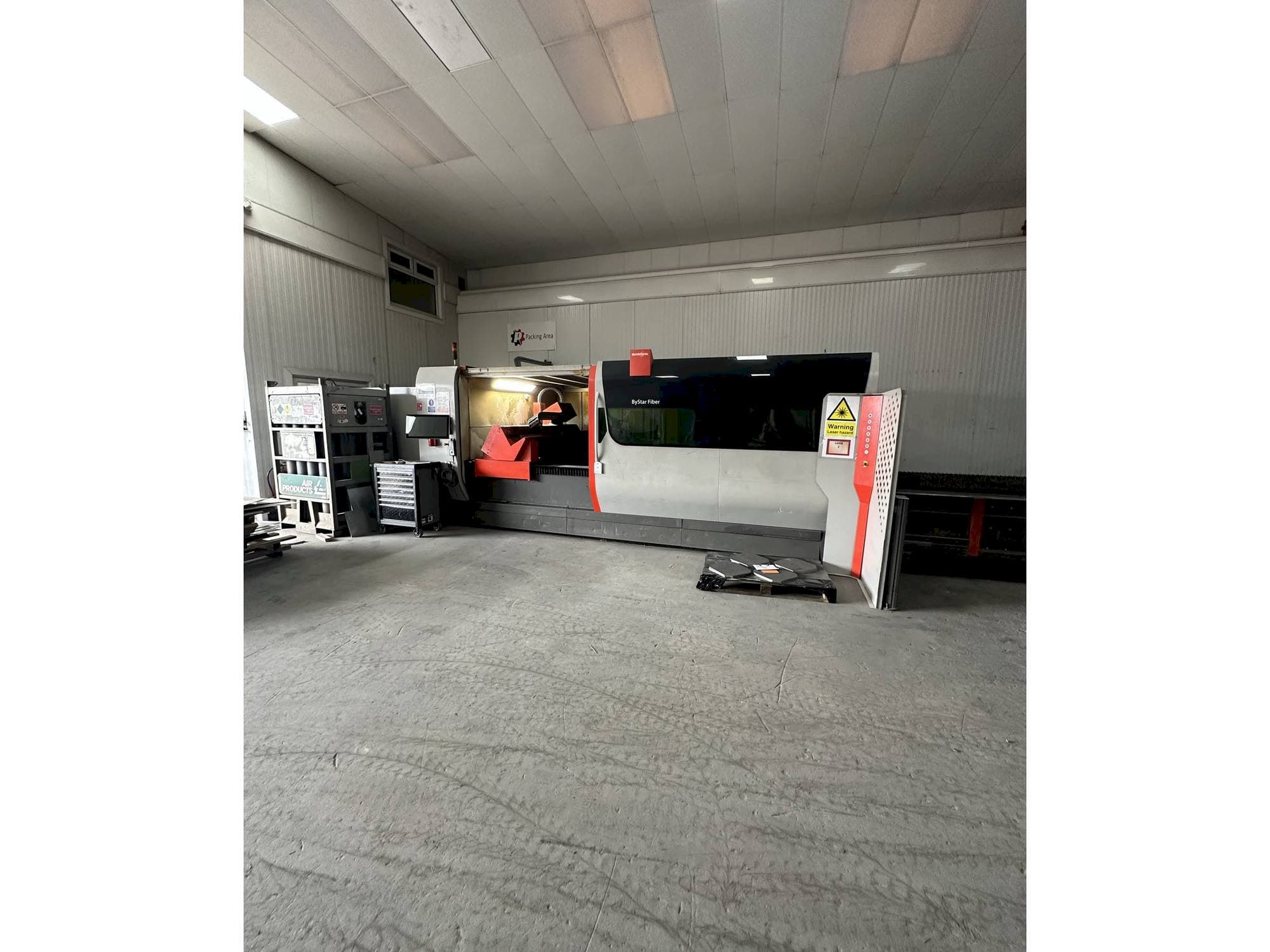 Widok z przodu maszyny Bystronic Bystar 6KW 3015 Fiber