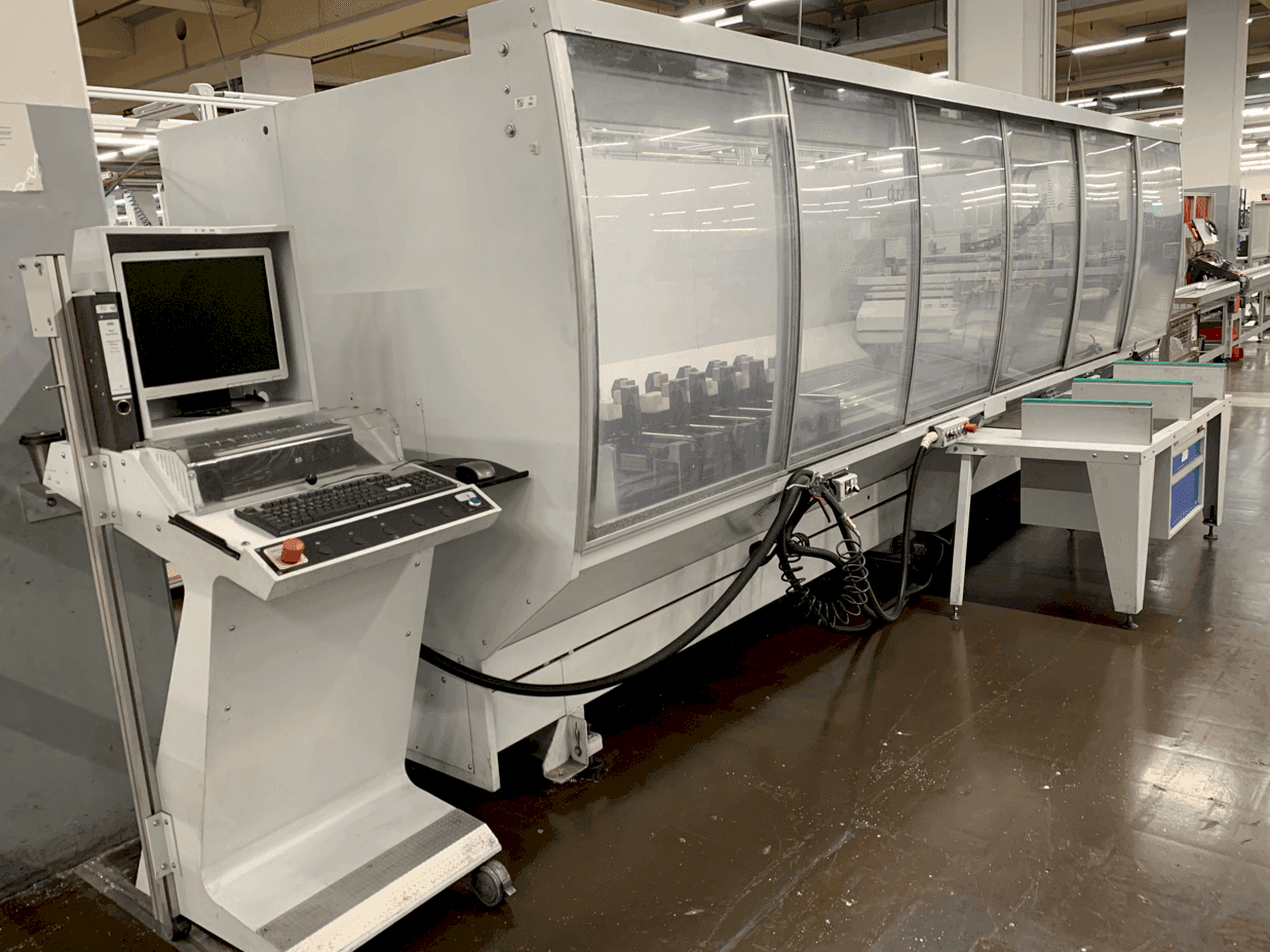 Widok lewej strony maszyny FomIndustrie Dali 40