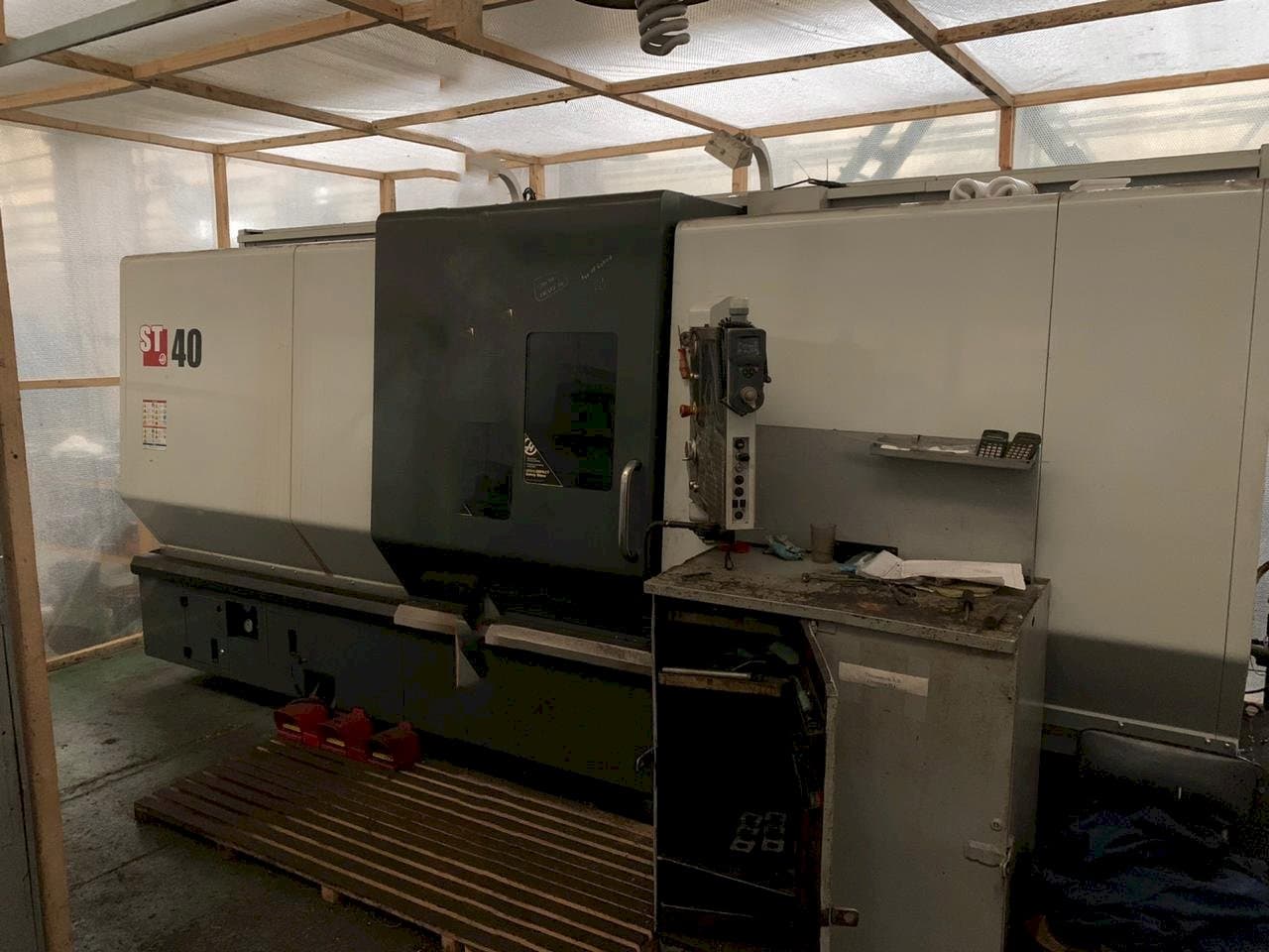 Widok z przodu maszyny HAAS ST-40