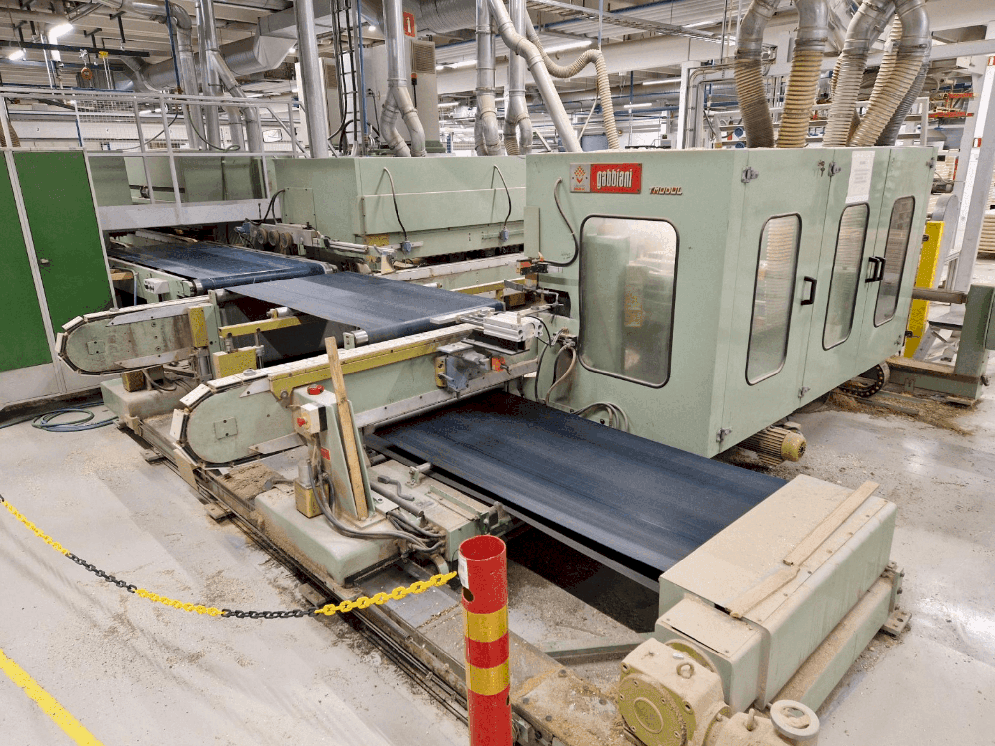 Widok z przodu maszyny GABIANNI T-Modul