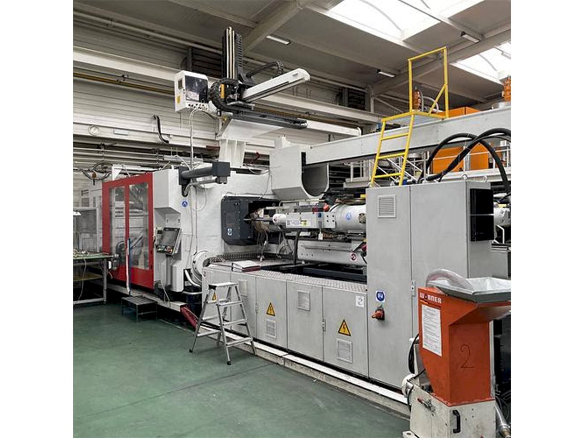 Widok z przodu maszyny Ferromatik Maxima MM 1000-4880