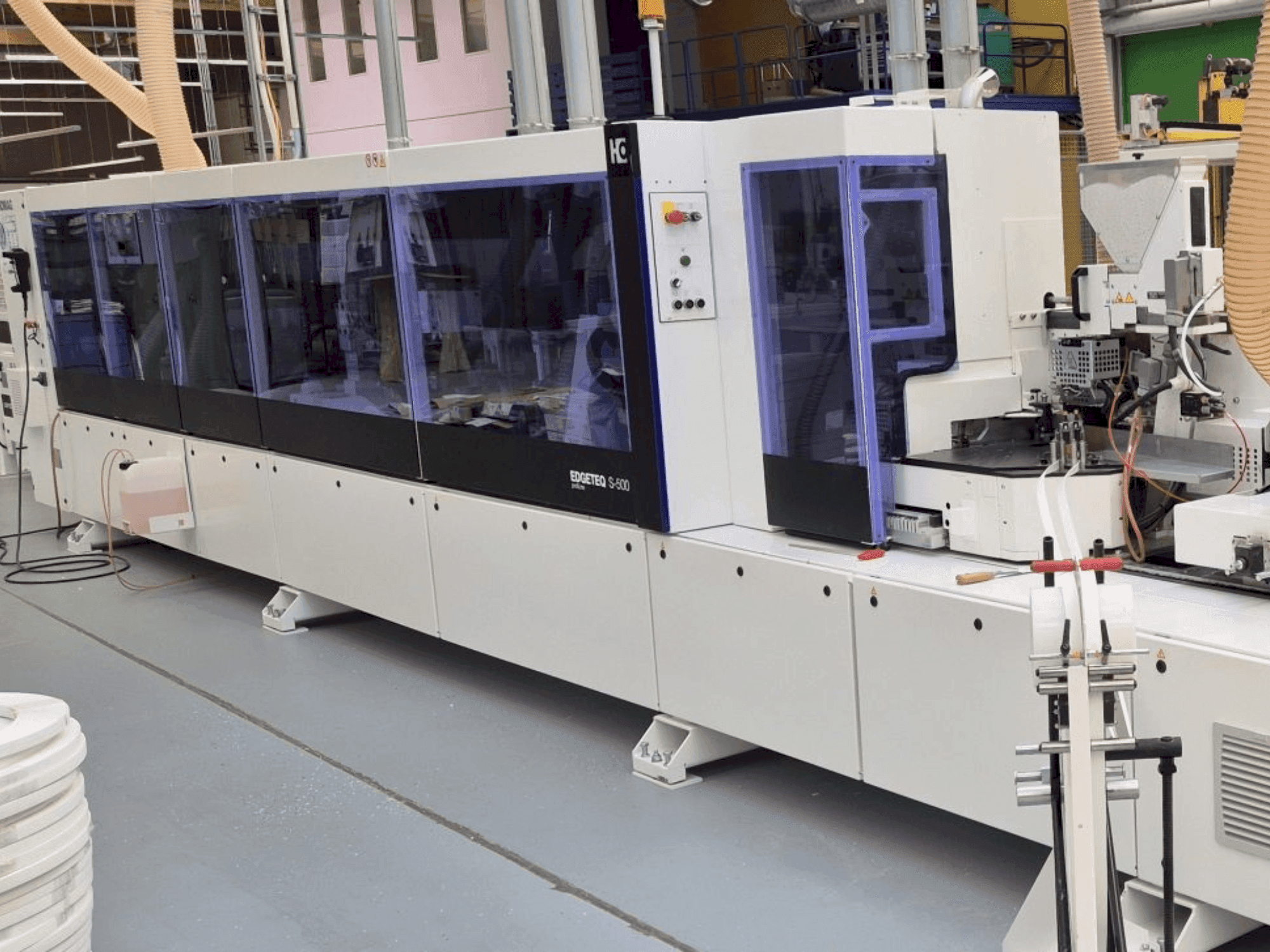 Widok z przodu maszyny HOMAG EDGETEC S-500