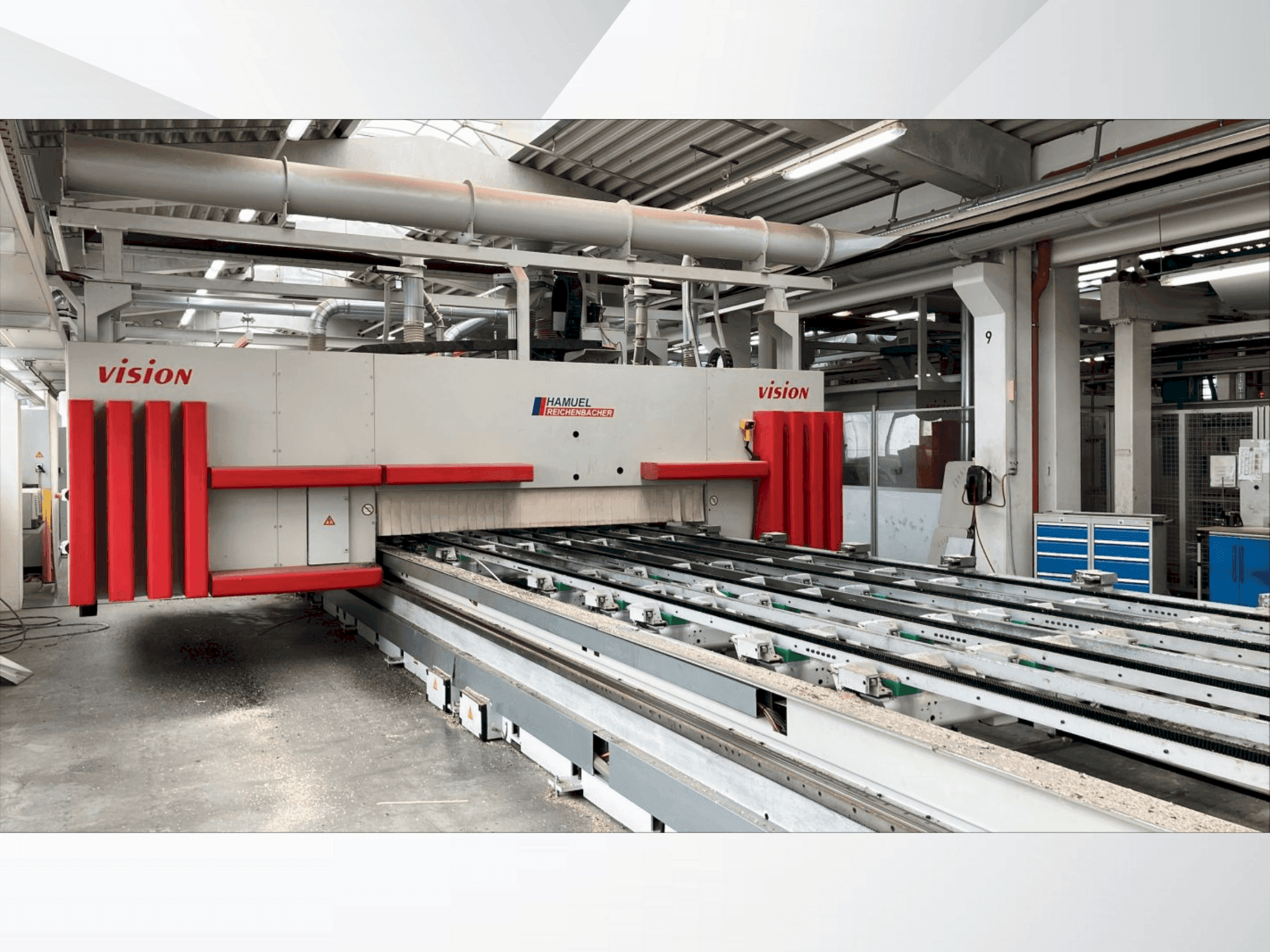 Widok z przodu maszyny Hamuel Reichenbacher VISION III-TT-L