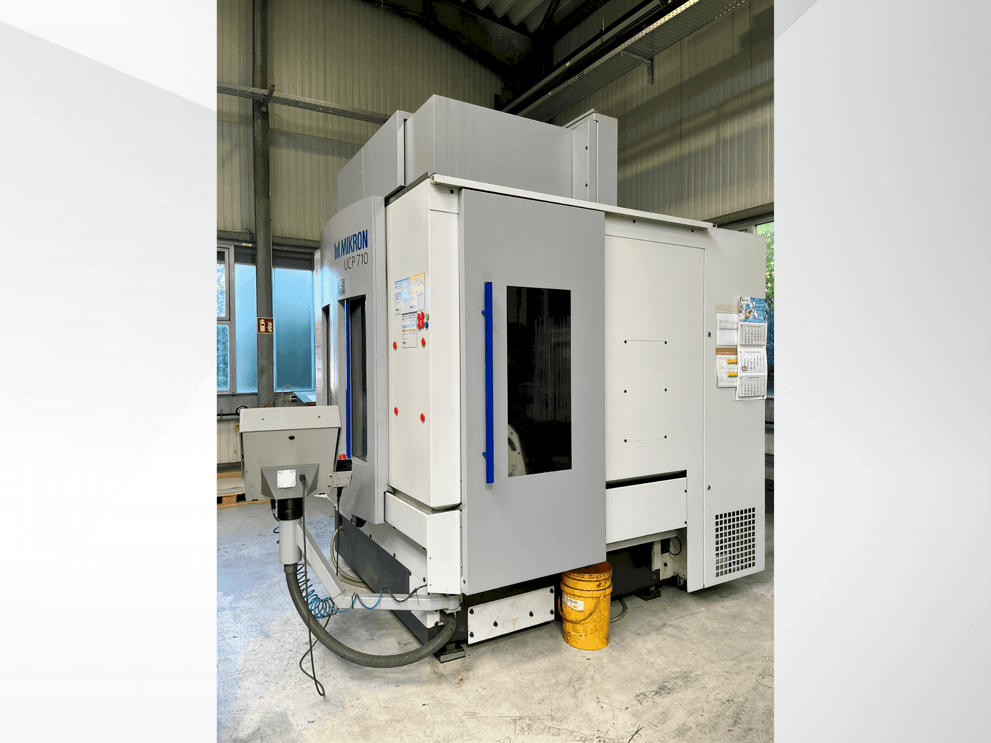 Widok z przodu maszyny MIKRON VCP/UCP 710