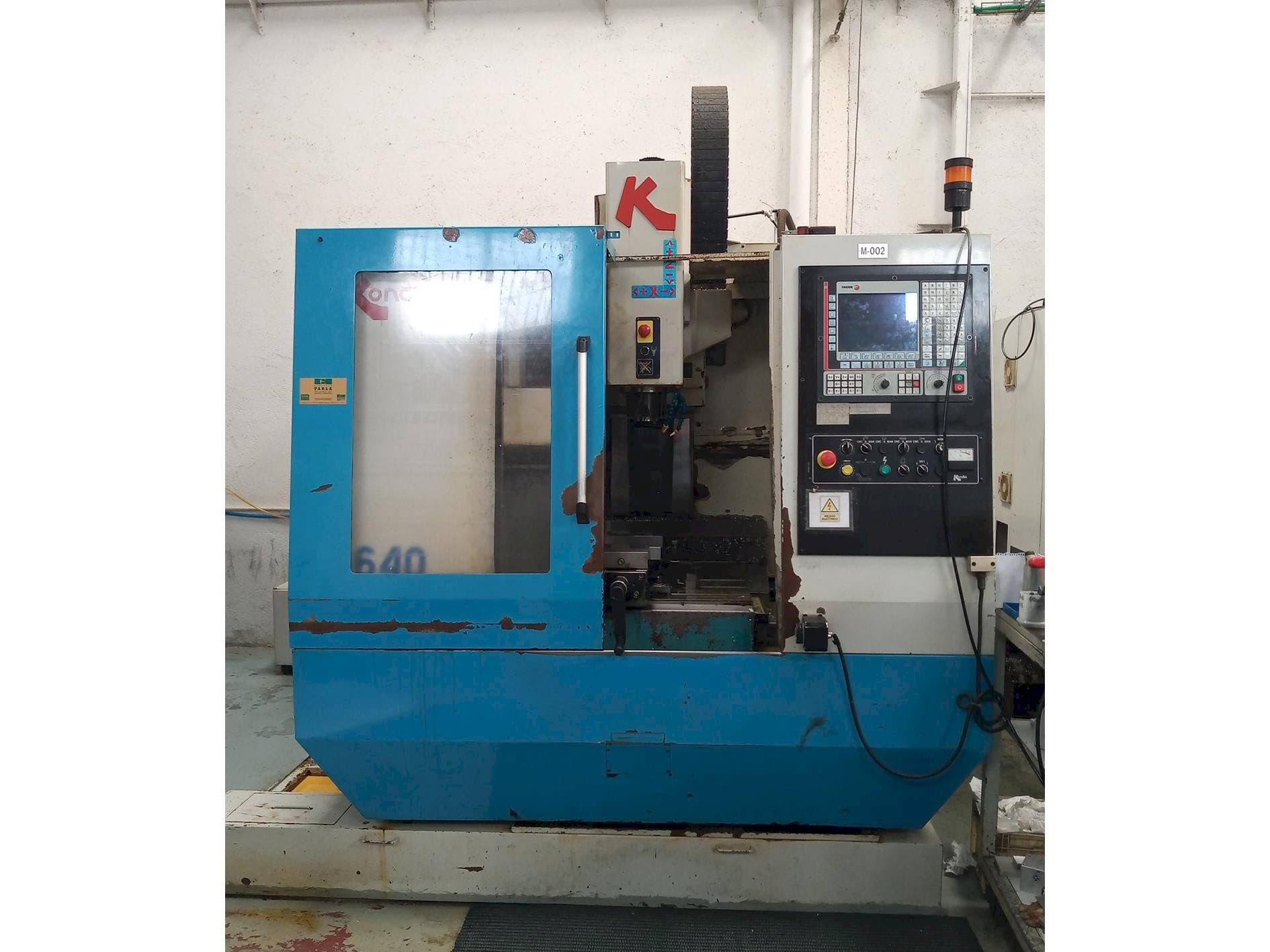 Widok z przodu maszyny KONDIA B-640