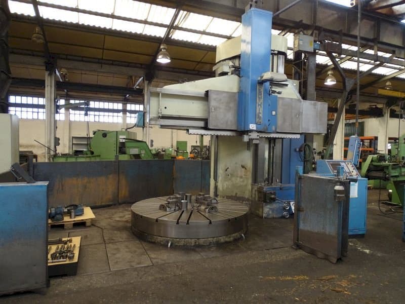 Widok z przodu maszyny Berthiez BM 225