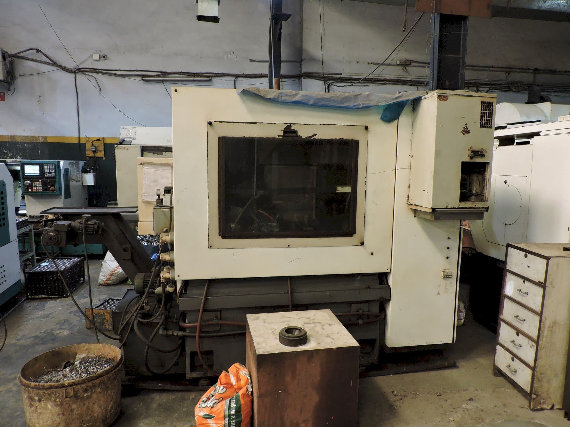 Widok z przodu maszyny JYOTI DX 150