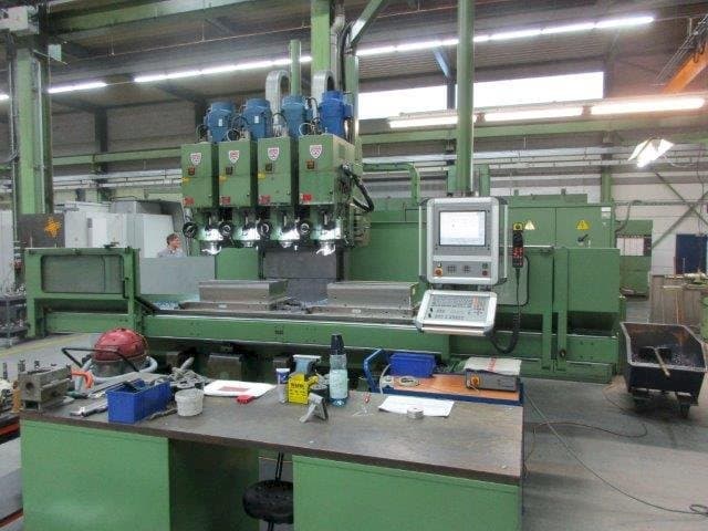 Widok z przodu maszyny Rambaudi Rammatic 804
