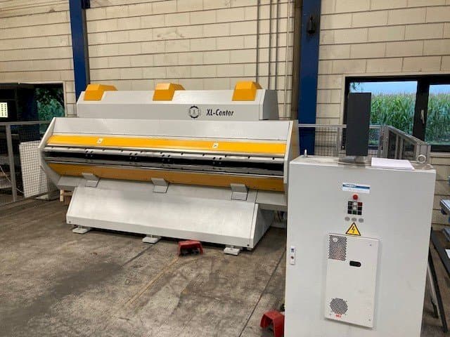 Widok z przodu maszyny RAS XL-Center