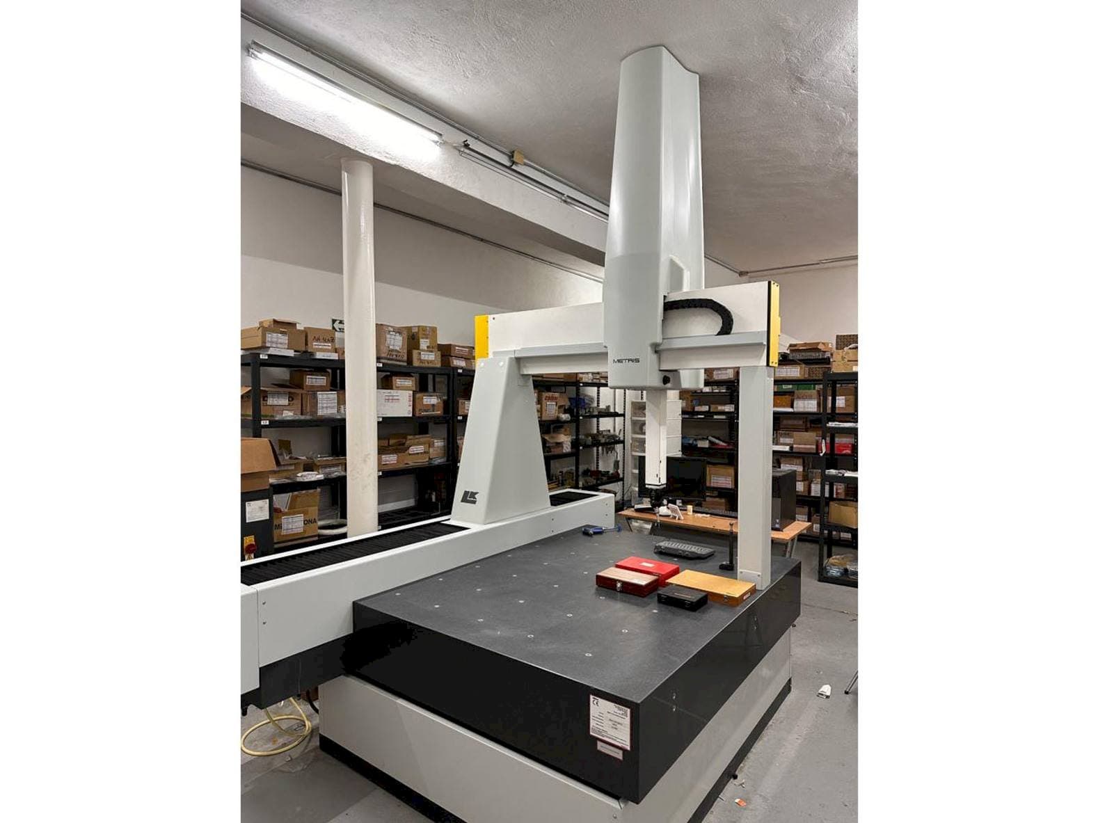 Widok z przodu maszyny NIKON LK V 15.10.8