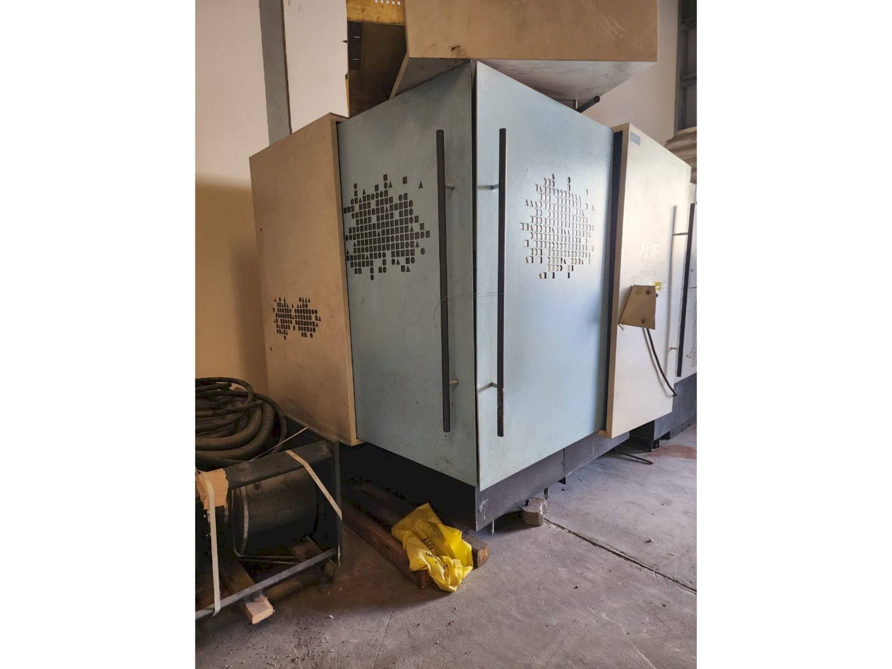 Widok z przodu maszyny AGIE Challenge 2