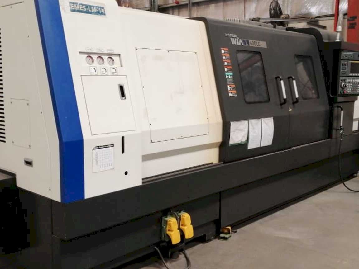 Widok z przodu maszyny Hyundai Wia L400LC