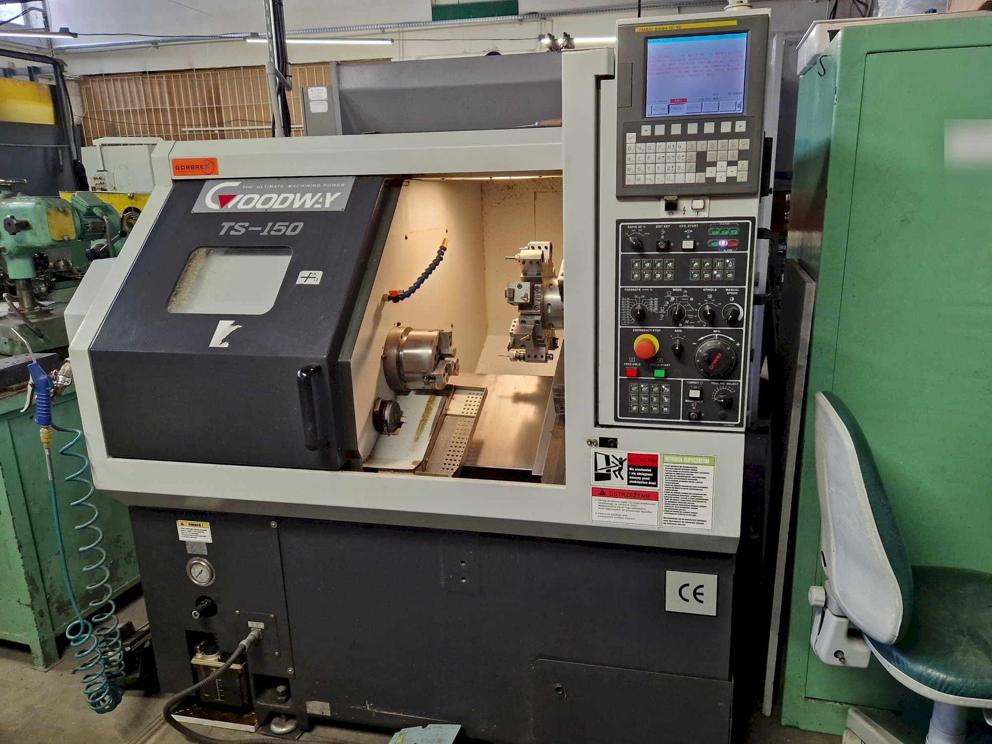 Widok z przodu maszyny Goodway TS-150M