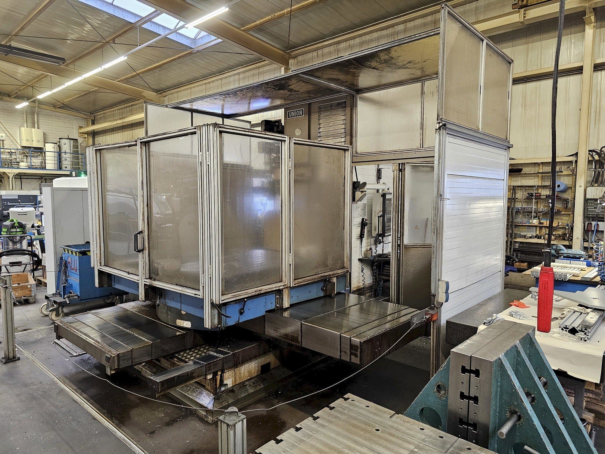 Widok z przodu maszyny UNION TC 110