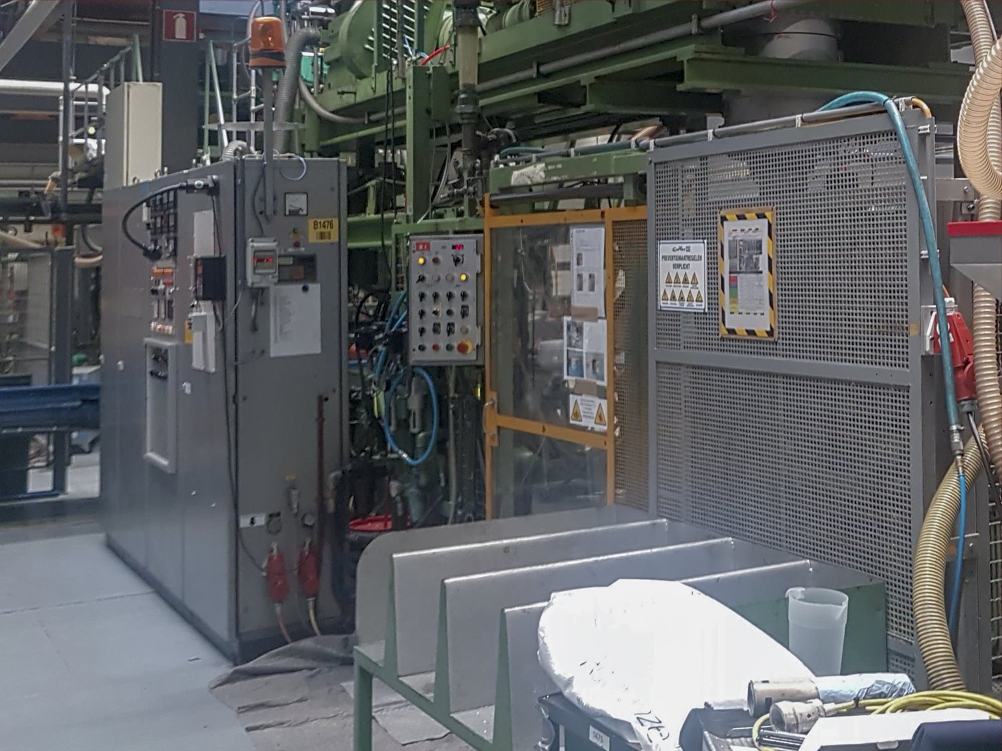 Widok z prawej 1 maszyny BEKUM BA 20 M / S 901