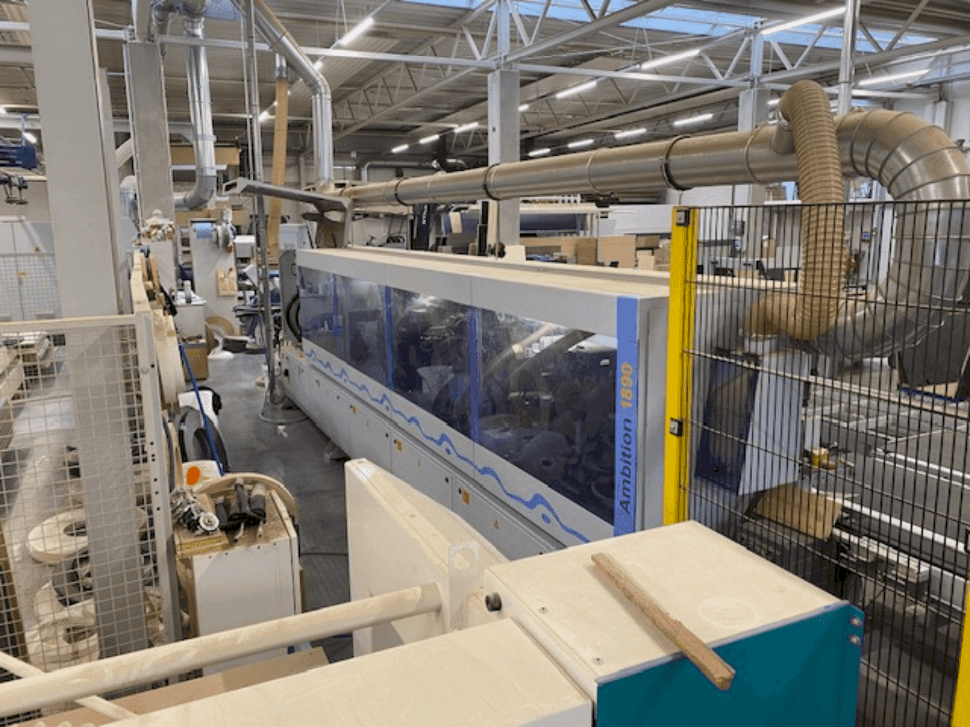 Widok z przodu maszyny BRANDT KDF 890 2CU