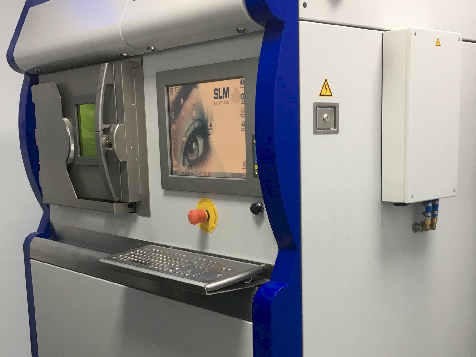 Widok z przodu maszyny SML  125HL