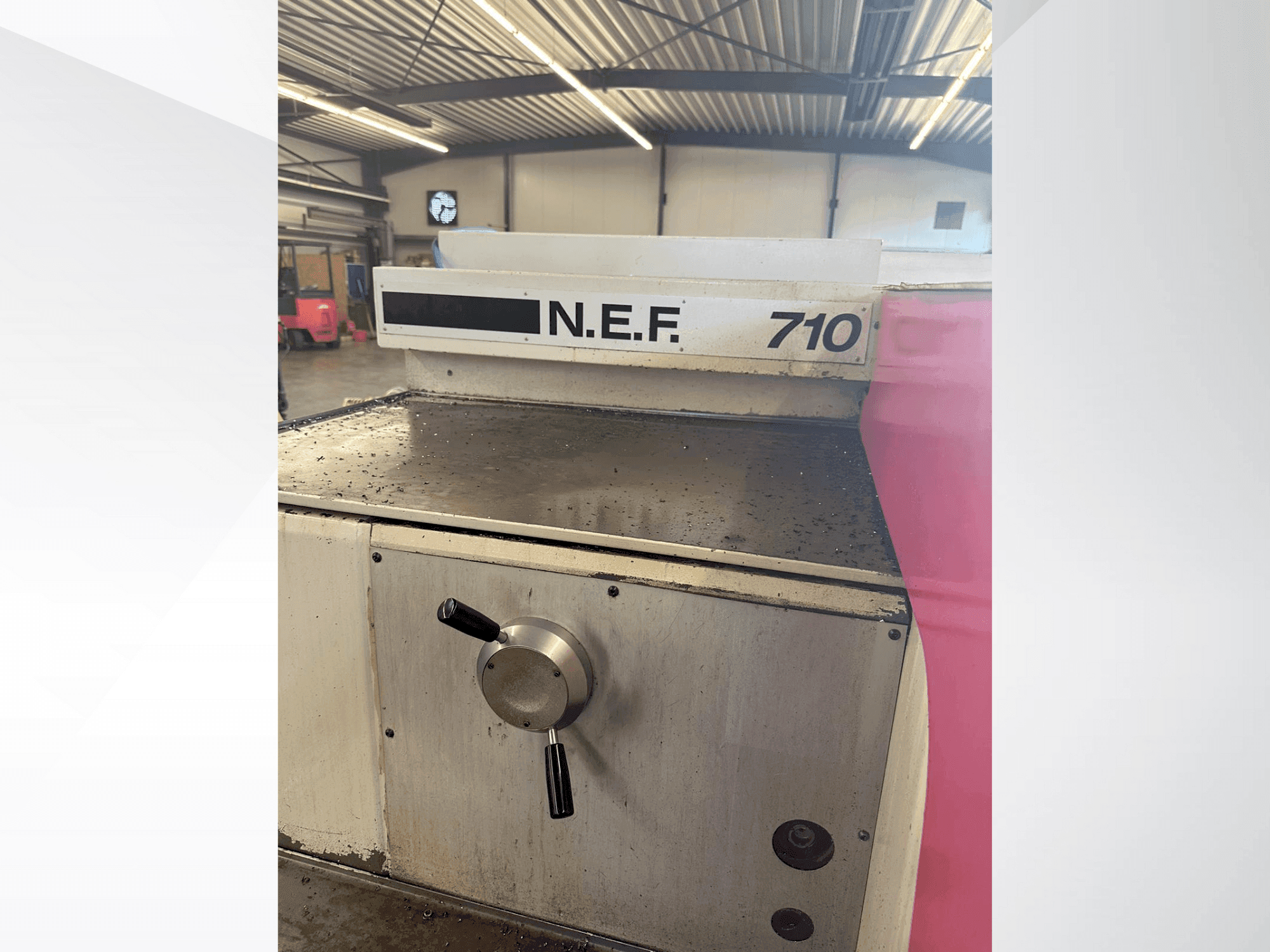 Widok z przodu maszyny Gildemeister Gildemeister NEF 710