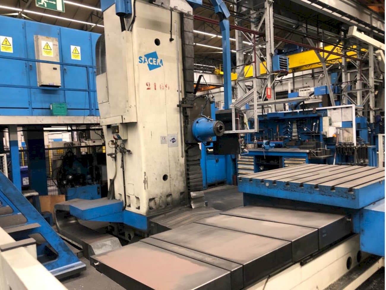 Widok z przodu maszyny Sacem MSMG - XC/110-C/N