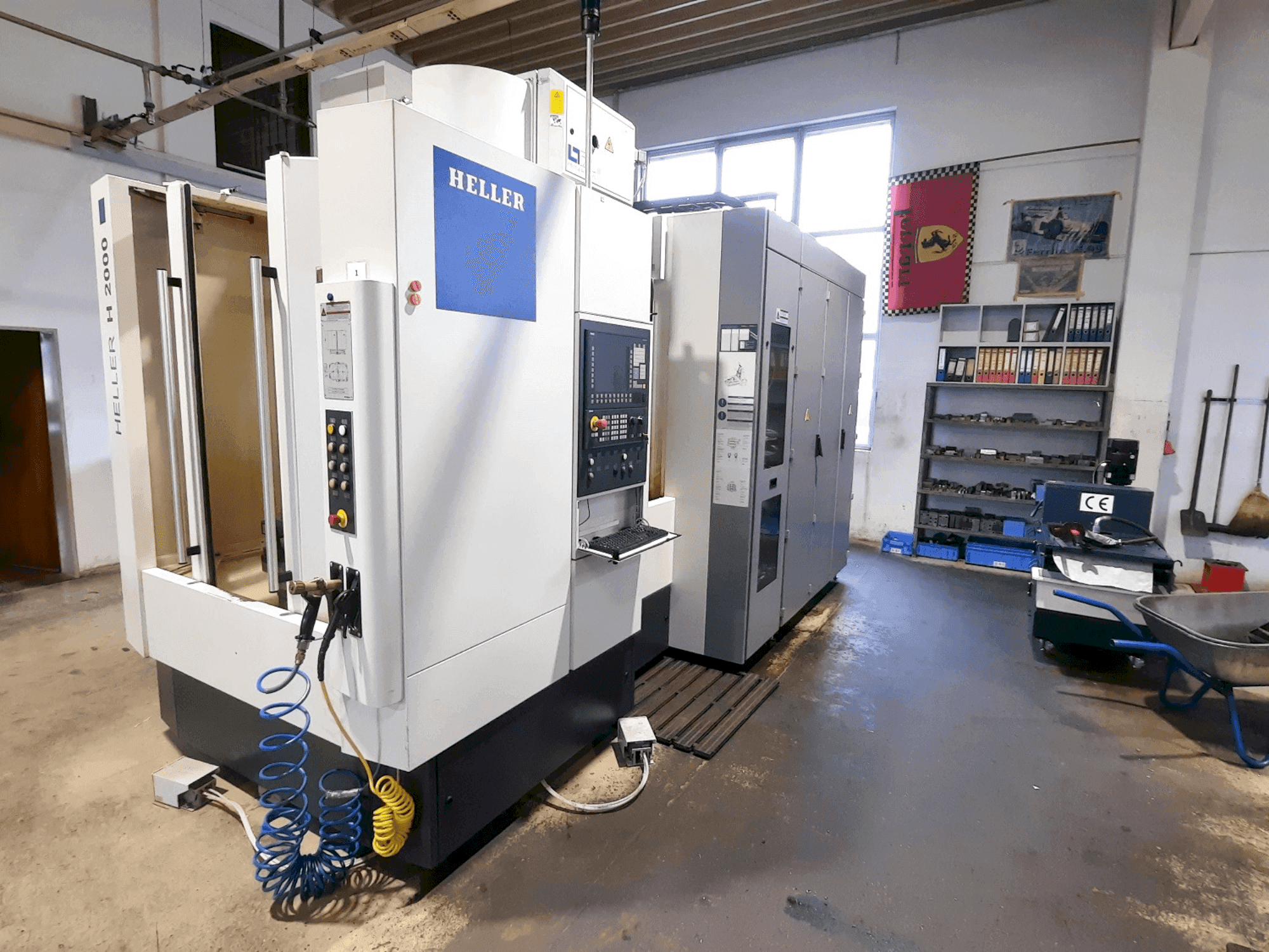 Widok z przodu maszyny HELLER H2000