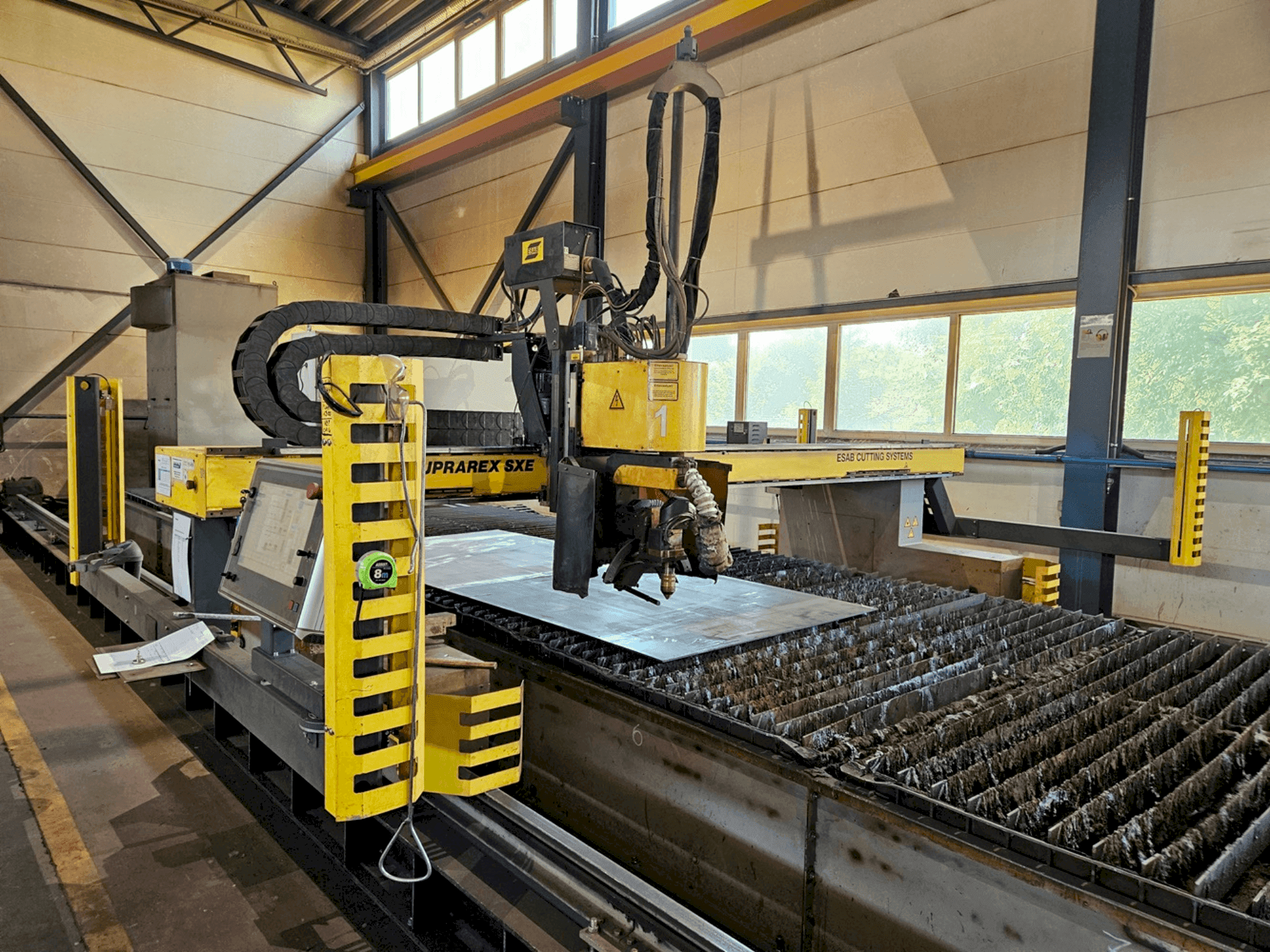 Widok z przodu maszyny ESAB Suprarex SXE HD 4000 230 V