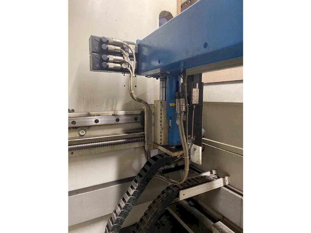 Widok z przodu maszyny EHT VarioPress 225-30