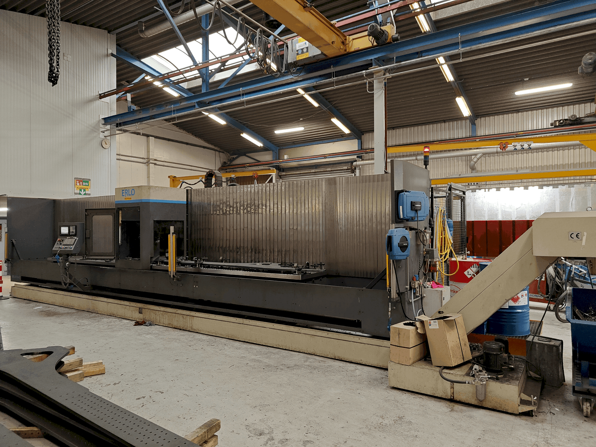 Widok z przodu maszyny Erlo TH-40