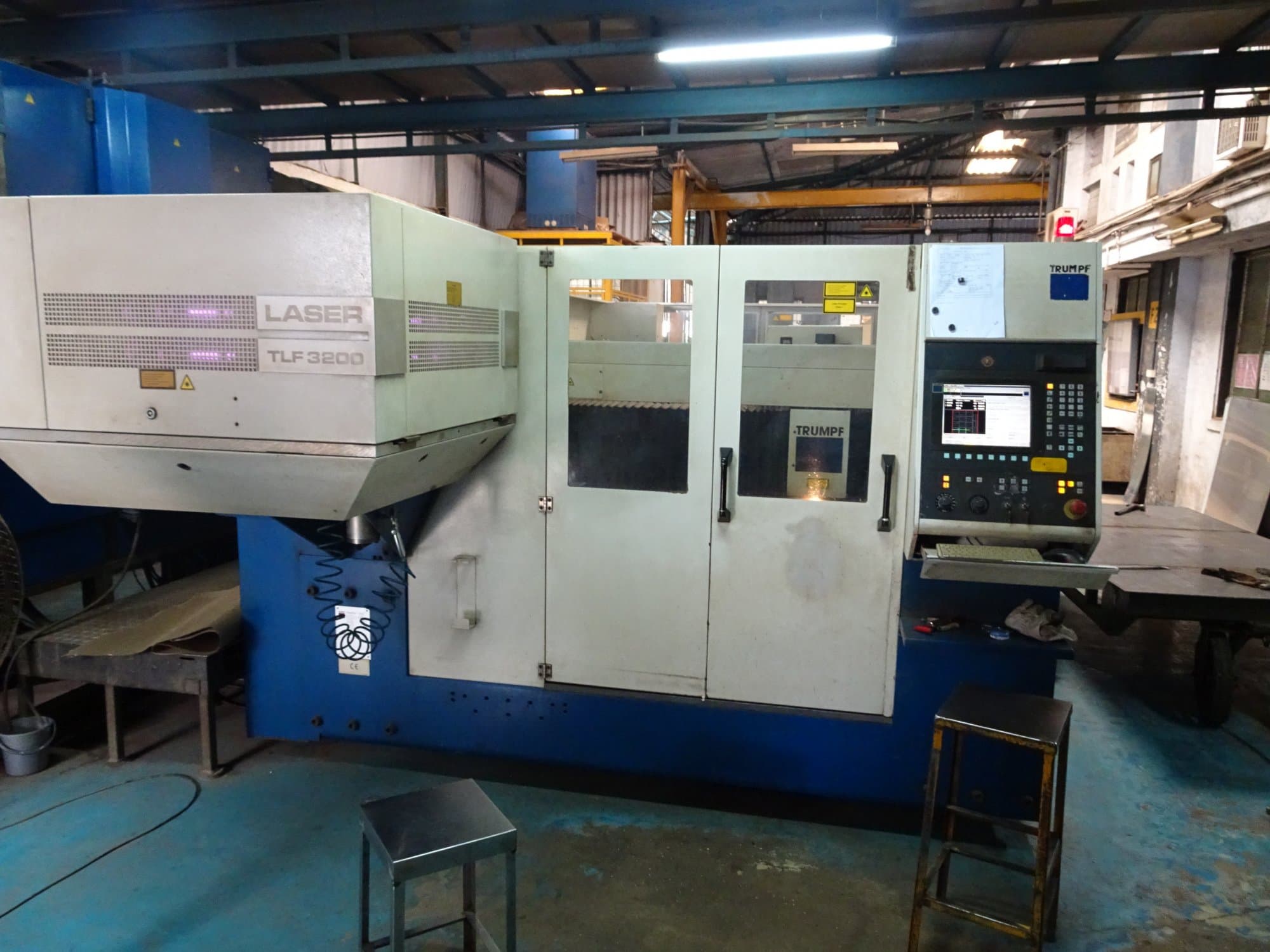 Widok z przodu maszyny Trumpf Trumatic L3020