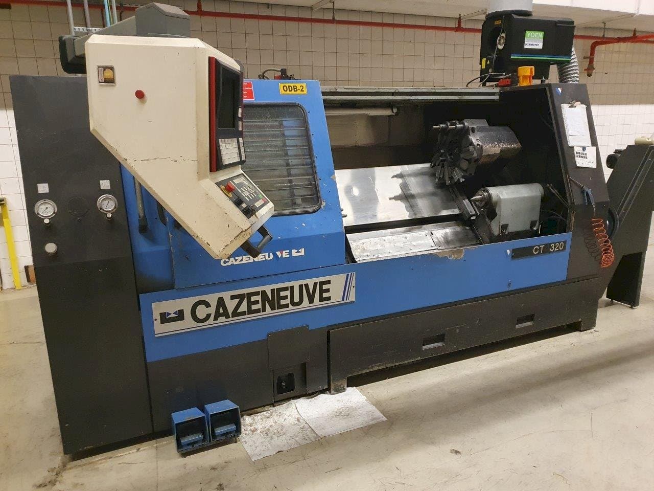 Widok z przodu maszyny CAZENEUVE CT320