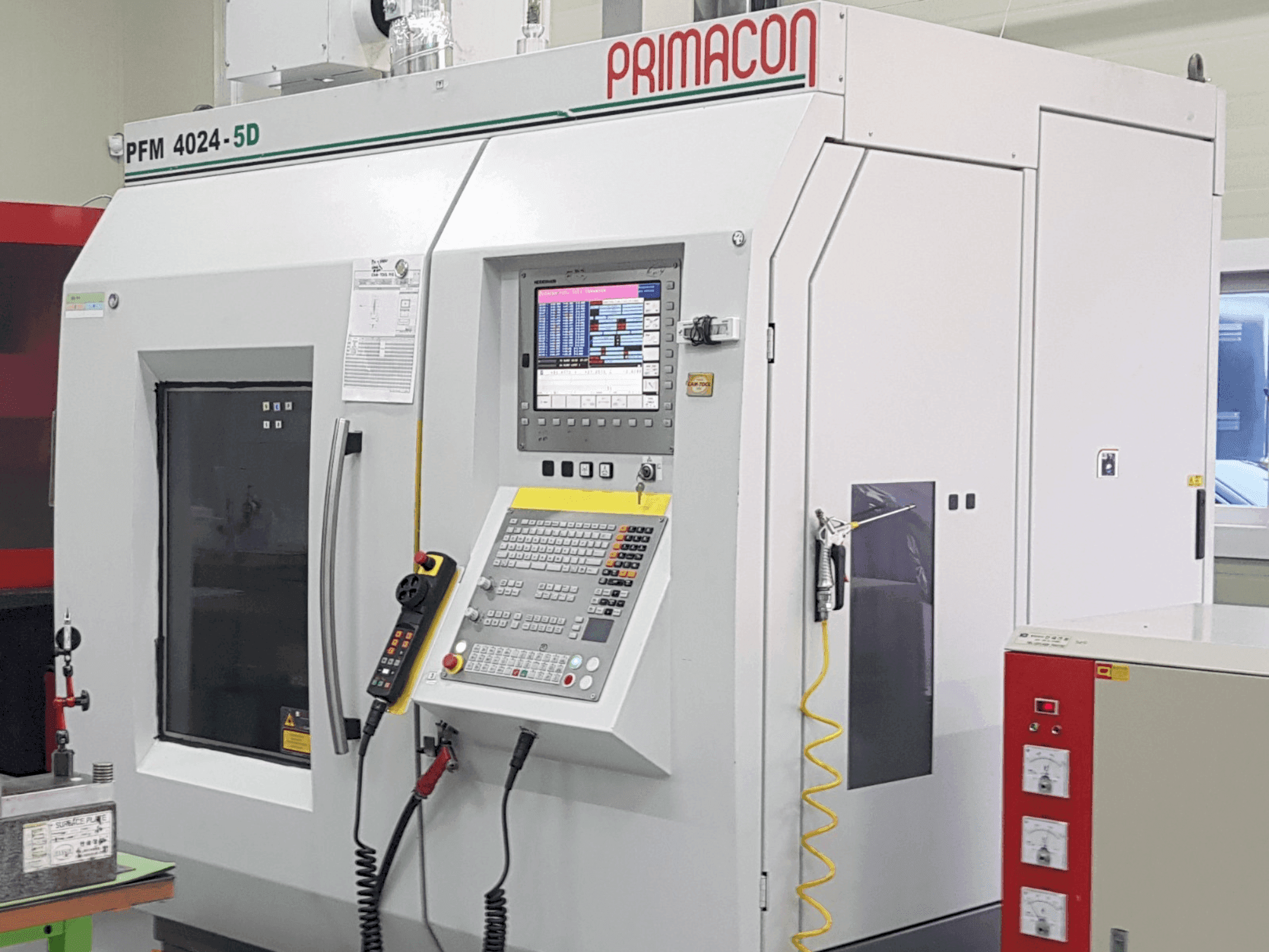 Widok z przodu maszyny PRIMACON PFM 4024