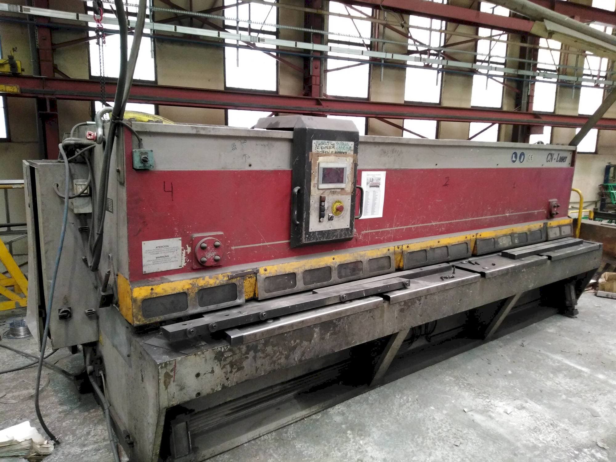 Widok z przodu maszyny Casanova VCE 07-4100 X 6